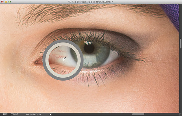 removing-eye-veins-planet-photoshop