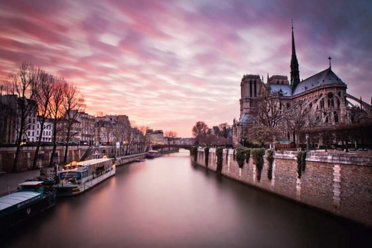 Notre Dame Paris longue Pause